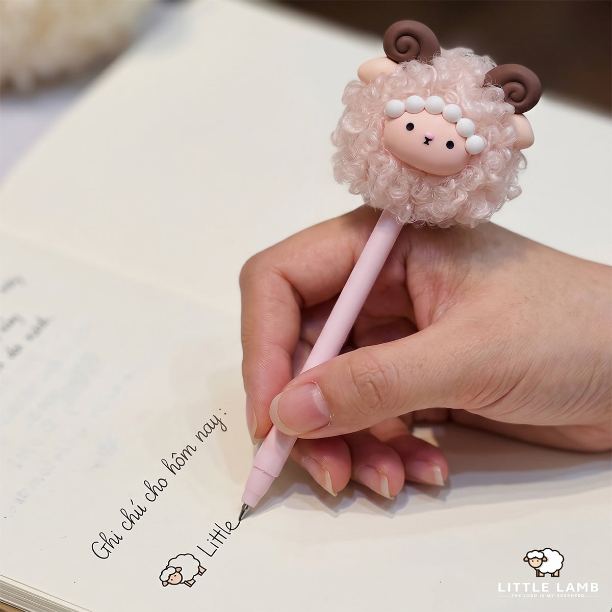 Cute Fluffy Lamb Pom-Pom Pen - Adorable Sheep Stationery for School & Office - Soft Faux Fur Decorative Pen